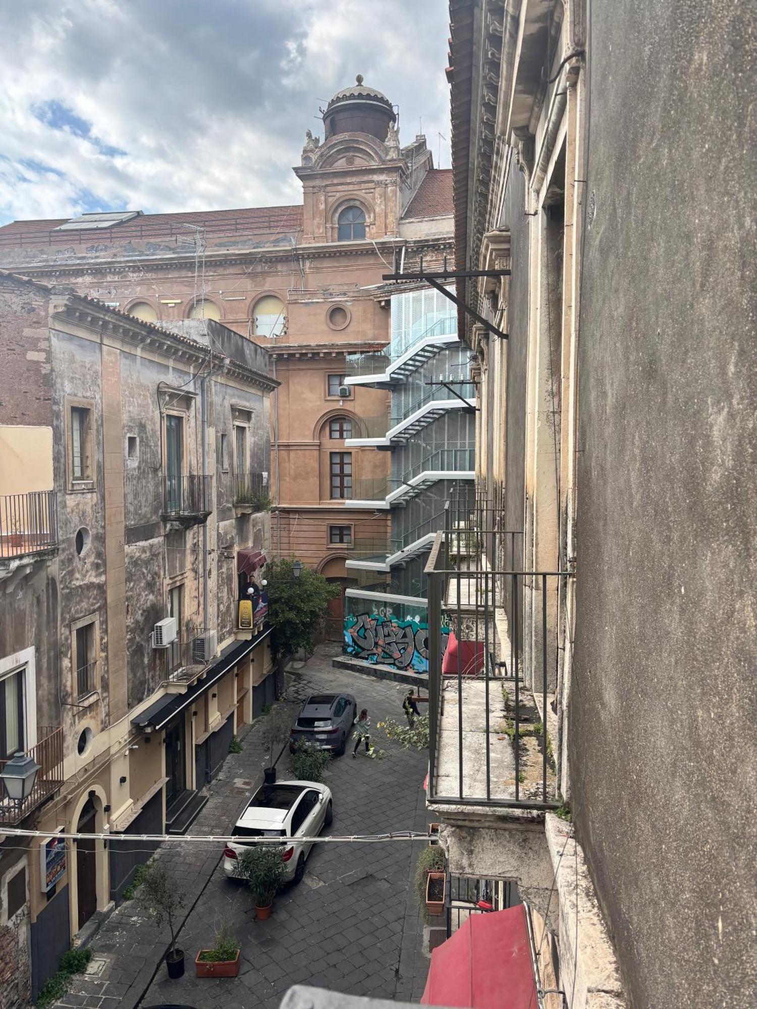 Il Teatro Rooms CTA Exterior foto